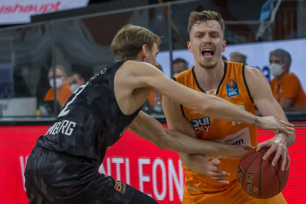 比朔夫透露 比朔夫透露