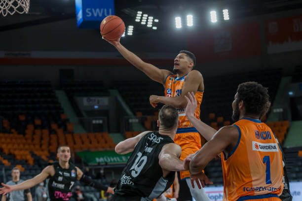 提供了一个 提供了一个