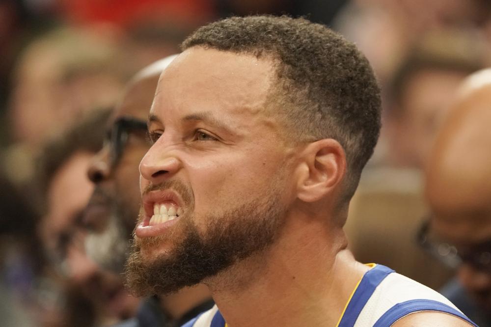 更是联盟中 更是联盟中