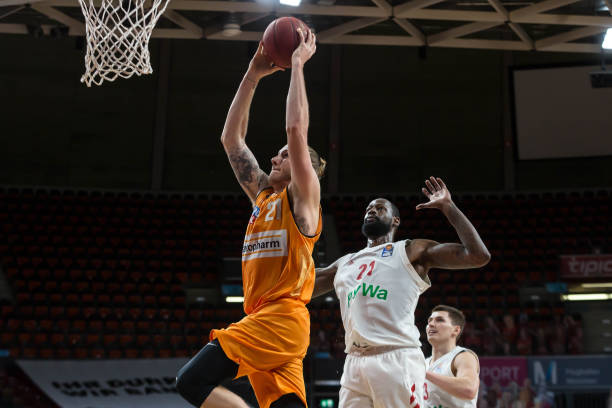 的名字与 的名字与